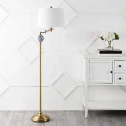 JONATHAN Y Aveiro 61.5" Classic Midcentury Iron LED Floor Lamp in Brass Gold 11 JONATHAN Y Aveiro 61.5" Classic Midcentury Iron LED Floor Lamp in Brass Gold -Jonathan Y Store GUEST 2a7f55b1 9b01 4ec5 9969 a520ebe8fe7e