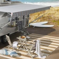 JONATHAN Y Aveiro Wide Stripe Indoor/Outdoor Flatweave Area Rug -Jonathan Y Store GUEST 33c716dd d769 430e 9a08 696842d2ab88