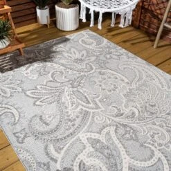 JONATHAN Y Julien Paisley High-Low Indoor/Outdoor Rug - Gray/Ivory -Jonathan Y Store GUEST 5ac5d03e ee04 4d94 95b0 2b2f1952e6b2