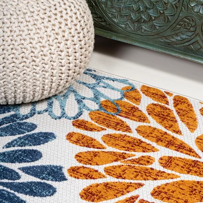 JONATHAN Y Crisantemo Modern Floral Indoor/Outdoor Area Rug 9 JONATHAN Y Crisantemo Modern Floral Indoor/Outdoor Area Rug - Image 7