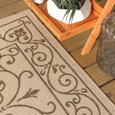 JONATHAN Y Charleston Vintage Filigree Textured Weave Indoor/Outdoor Area Rug 5 JONATHAN Y Charleston Vintage Filigree Textured Weave Indoor/Outdoor Area Rug - Image 3