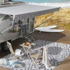 JONATHAN Y Balansat Moroccan Diamond Indoor/Outdoor Area Rug -Jonathan Y Store GUEST ab47bc51 9bc1 444e b8f7 8cd3b04fda11