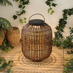 JONATHAN Y Nara Modern Faux Rattan LED Solar Lantern - Indoor/Outdoor