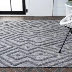 JONATHAN Y Balansat Moroccan Diamond Indoor/Outdoor Area Rug -Jonathan Y Store GUEST df76e38a 8000 4c44 943c 44cfc6be15fb
